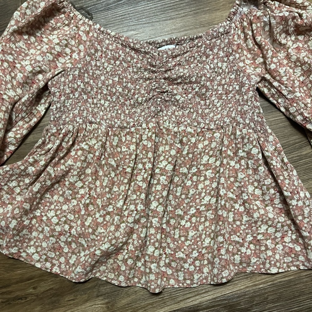 Brown American eagle shirt